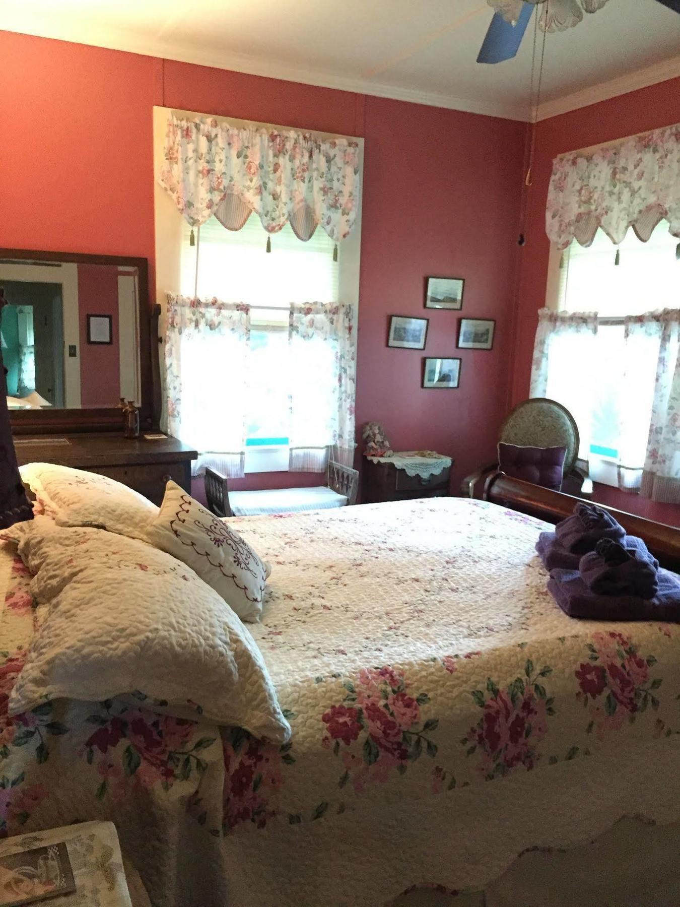 Maureen'S Bed And Breakfast Hilo Eksteriør billede